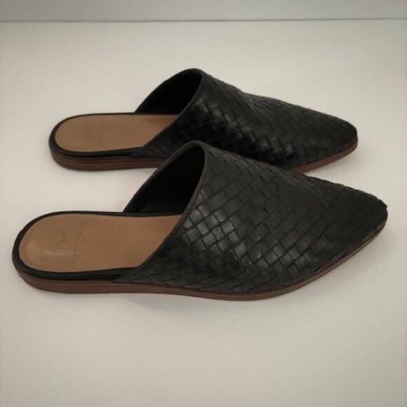 Marc Fisher Garren Pointed Toe - Picture 2 of 5